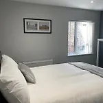 Brownlows Inn Rooms Formerly Riley\'S Rooms